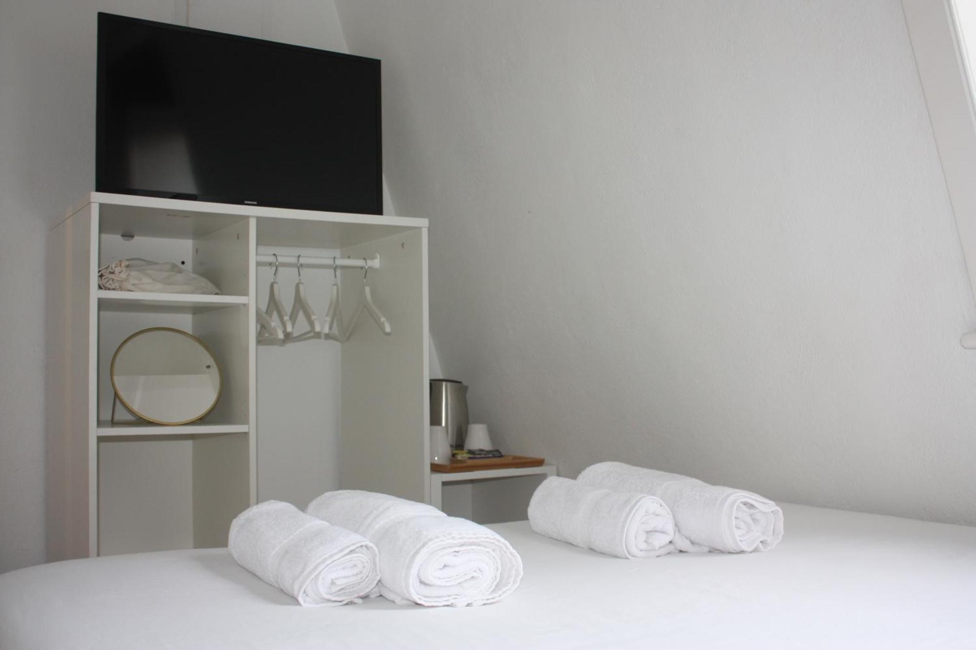Vago Alcantara Suites Lisboa Habitación foto